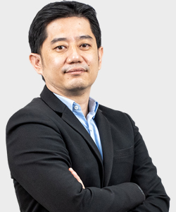 อาจารย์เสนีย์ หวายทิพย์