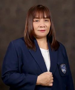 นางสมพิศ พะนา